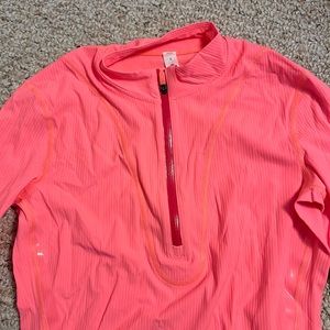 Lululemon cropped half zip, never worn